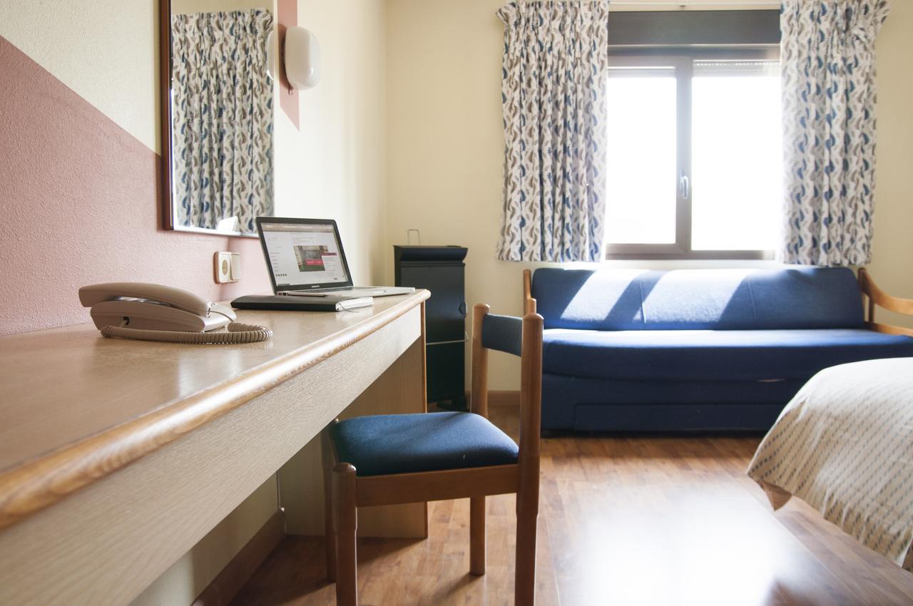Hotel Aragon La Puebla De Alfinden Zewnętrze zdjęcie